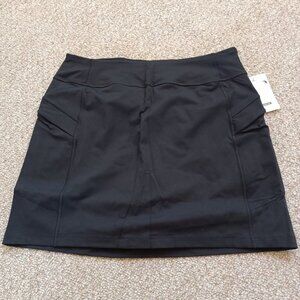 Duluth Trading Co Women's Large Black Skort with Pockets NWT
